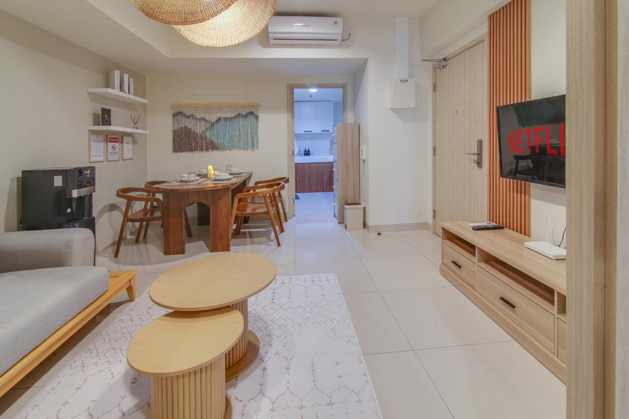 2br Orange County With Free Parking And Rooftop Pool *