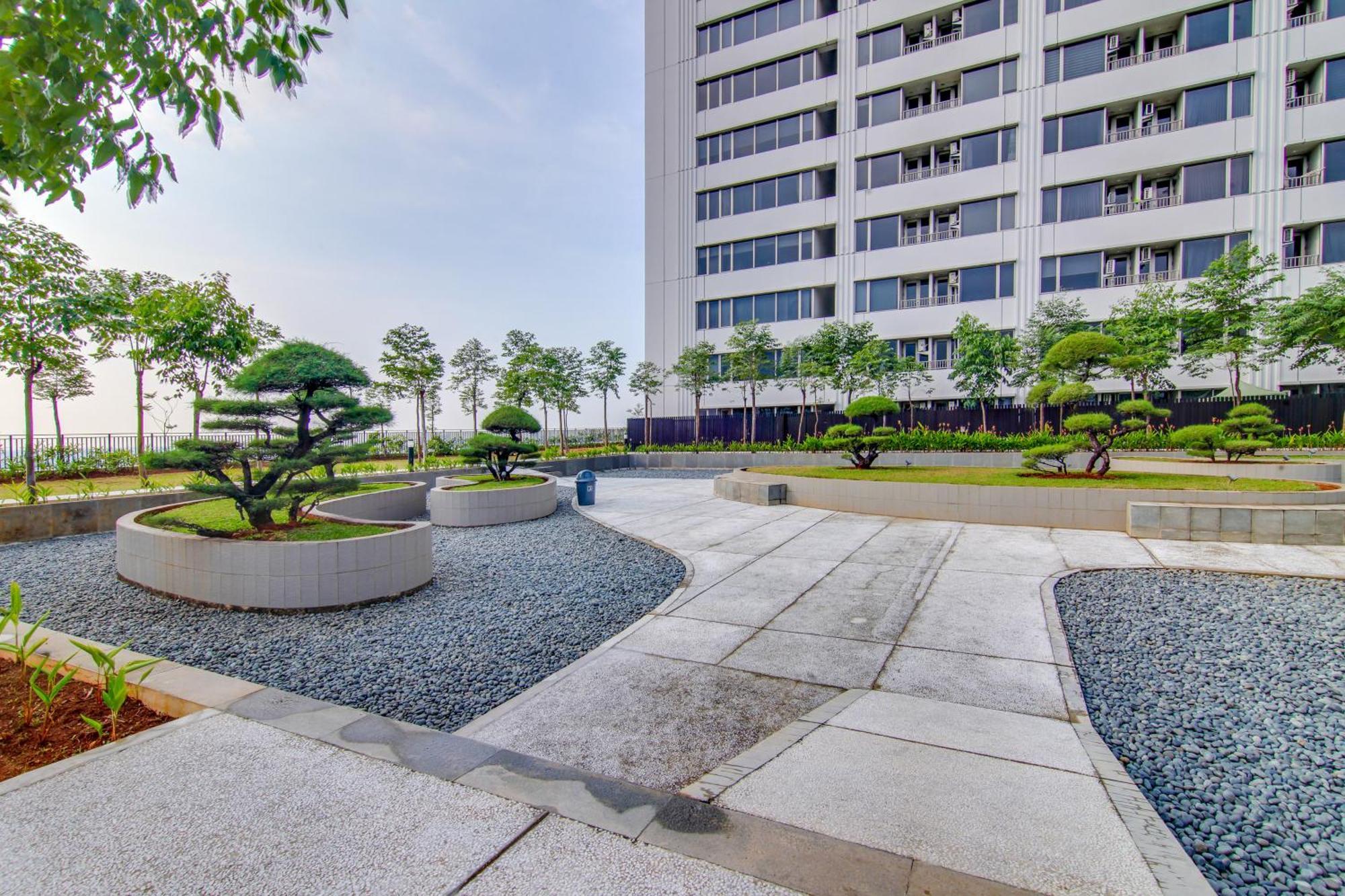 Apartemen 2br Orange County With Free Parking And Rooftop Pool Bekasi